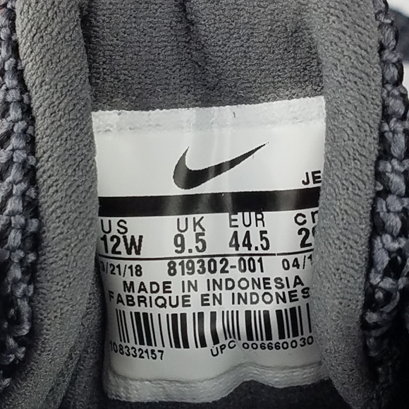 NIKE Revolution 3 Dark Gray Mesh Running S… - Picture 14 of 16